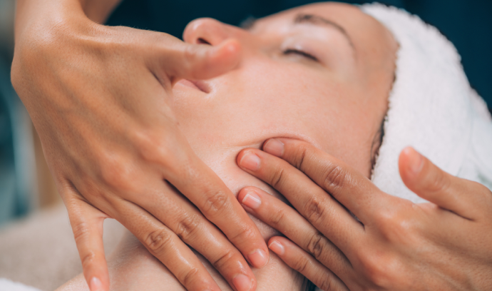 Vanessa Saboun Drainage Lymphatique Paris Massage Kobido